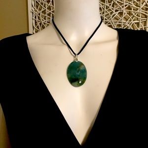 (Video) Handmade Jasper Agate Pendant Necklace